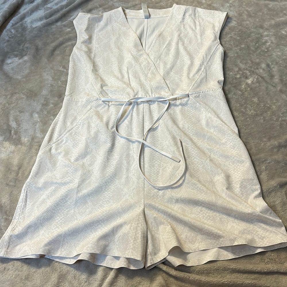 Athleta Marlow Romper In White Python - image 1